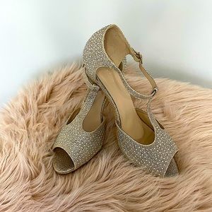 Bella Marie Sparkle Rose Gold Size 10